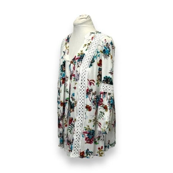 Women’s 3/4 Sleeve V Neck Floral with Lace Boho Tunic, White Floral, size OS - Picture 2 of 7